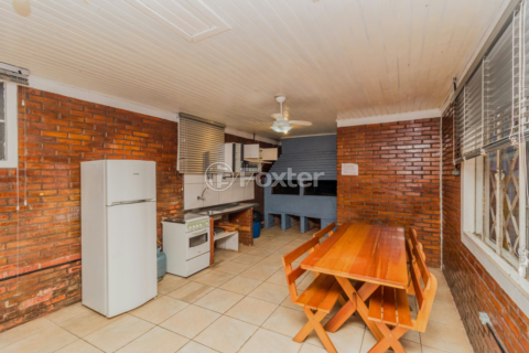 Image 33 - 827085