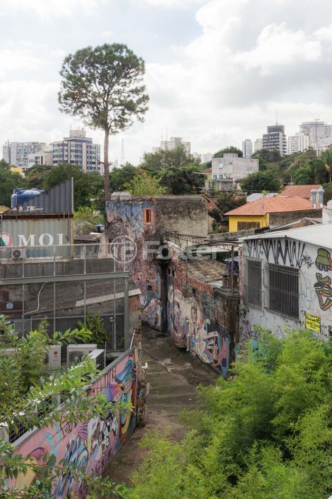 Image 58 - 897936