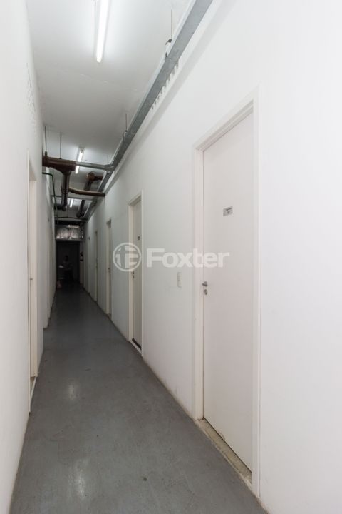Image 61 - 897936