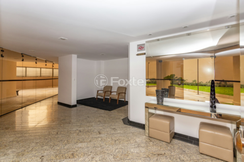 Image 69 - 866527