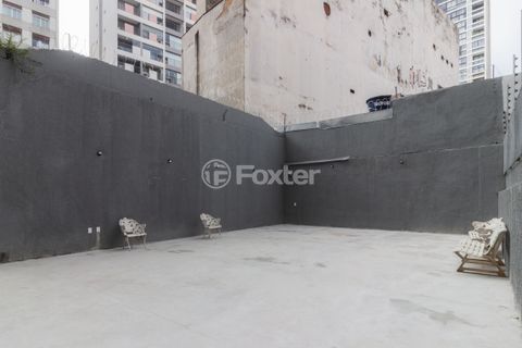 Image 27 - 896076