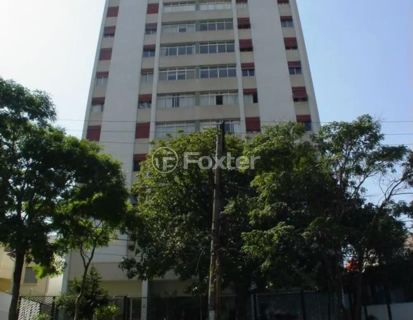 Image 21 - 1011945