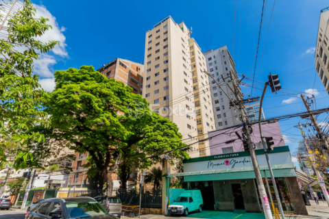 Image 33 - 923033