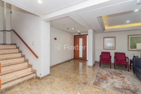 Image 32 - 926612