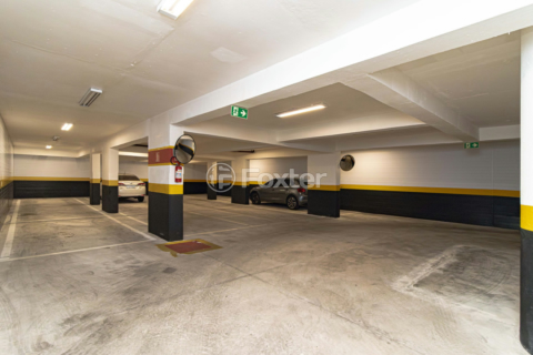 Image 38 - 317066