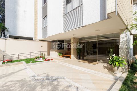 Image 39 - 927038
