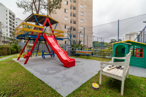 Image 14 - 1015915