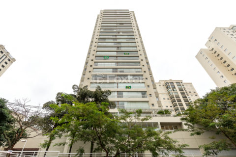 Image 15 - 980384