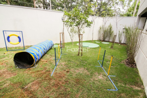 Image 14 - 996000
