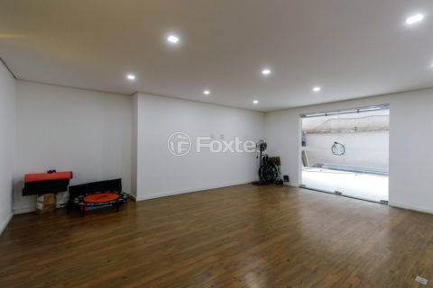 Image 47 - 1016344