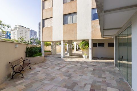 Image 71 - 888770