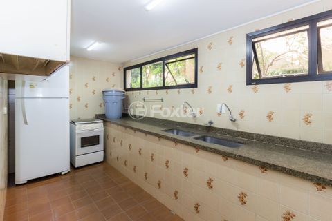 Image 24 - 322223