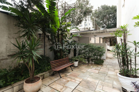 Image 29 - 1020702
