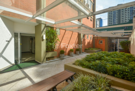Image 21 - 847774