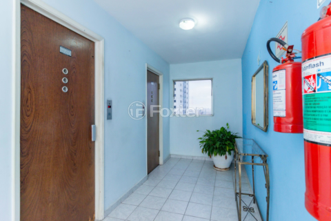 Image 37 - 888624