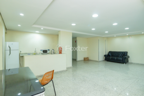 Image 39 - 888624