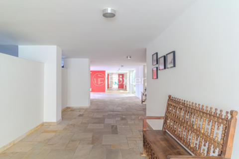 Image 37 - 1007287