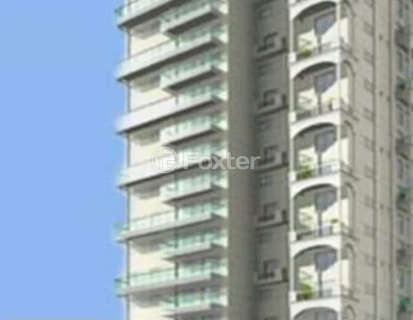 Image 35 - 985699