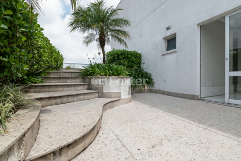 Image 62 - 376487
