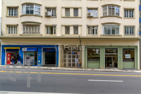 Image 16 - 1007888