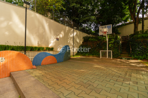 Image 45 - 983233