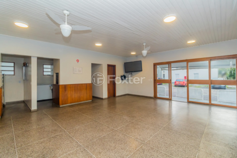 Image 31 - 880773