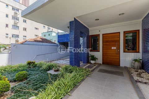 Image 17 - 1009159