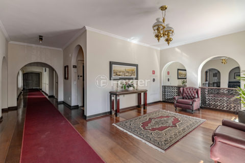 Image 34 - 1010340