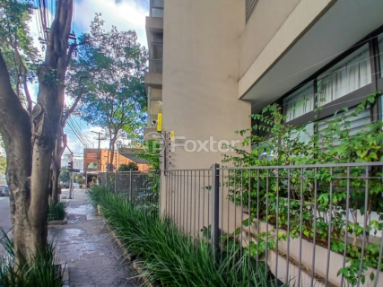 Image 39 - 1006466