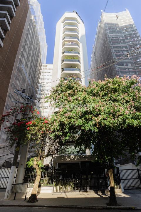 Image 38 - 324536