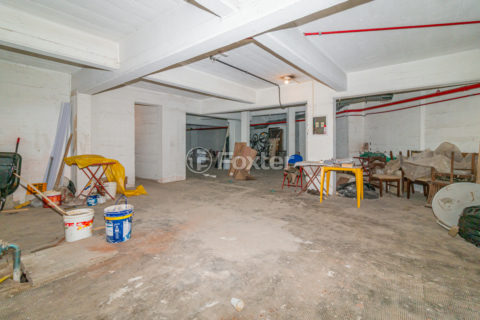 Image 25 - 929324