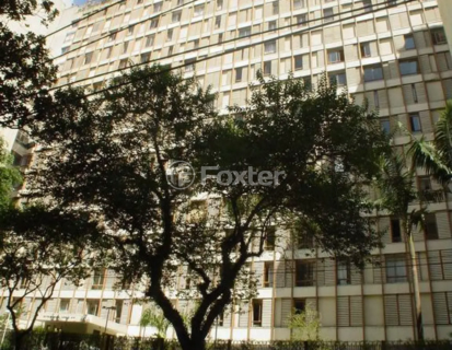 Image 39 - 325118