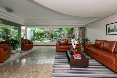 Image 34 - 986428
