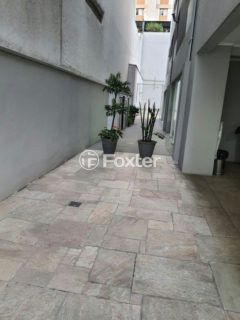 Image 34 - 1012729