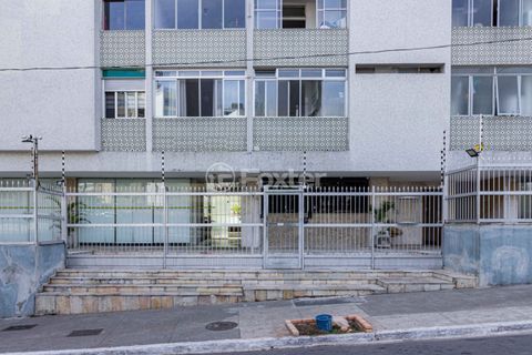 Image 35 - 873951