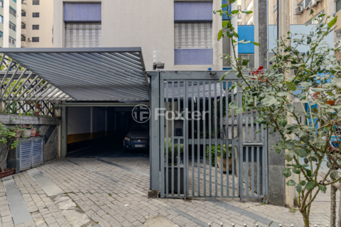 Image 34 - 926090