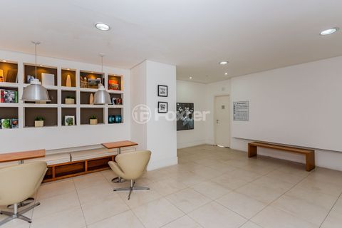 Image 32 - 991167