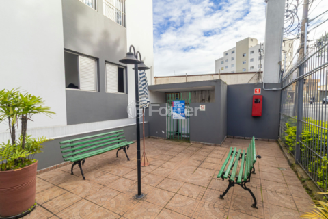 Image 33 - 972285