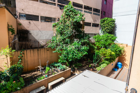 Image 25 - 999033