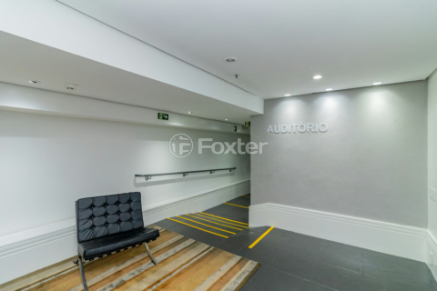 Image 31 - 989398