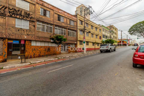 Image 9 - 1020982