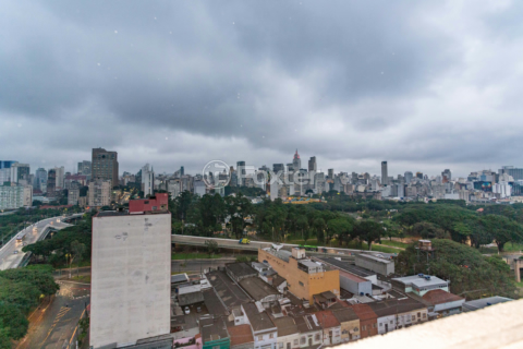 Image 26 - 866859