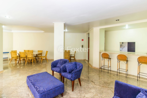 Image 41 - 1023483