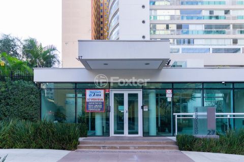 Image 32 - 317656