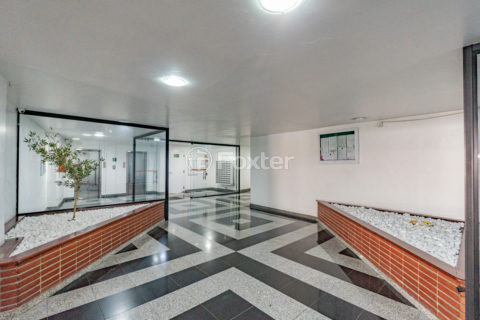 Image 21 - 1023698