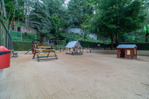 Image 36 - 1014052