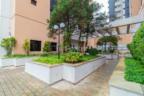 Image 32 - 327899