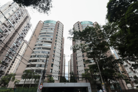 Image 8 - 1007517