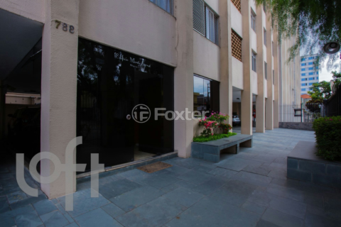 Image 1 - 1012474