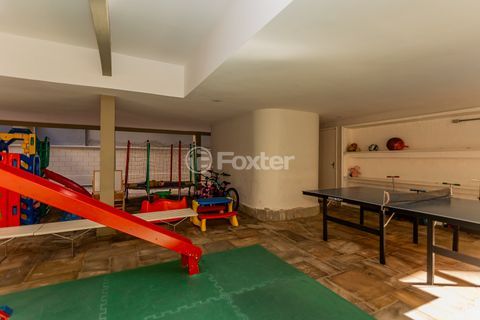 Image 30 - 1021726